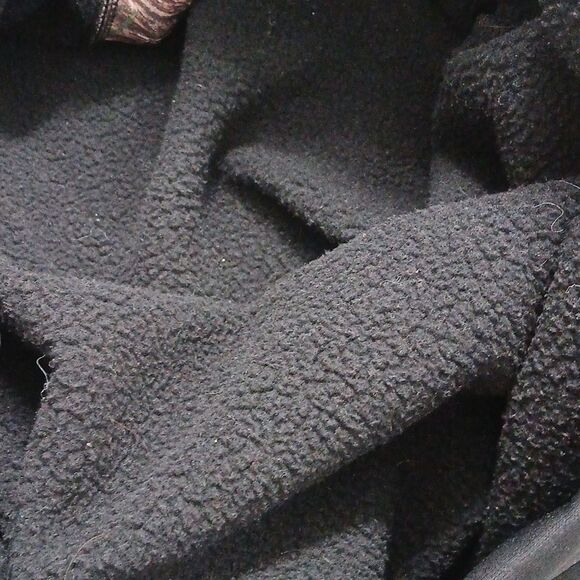 Under Armour Storm loose  black camo hooded sweatshirt sherpa lined Sz L EUC - Picture 9 of 9